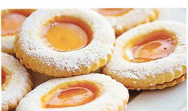 Apricot Biscuit Delight