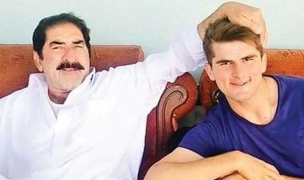 Photo Of Shaheen Shah Afridi With His Father