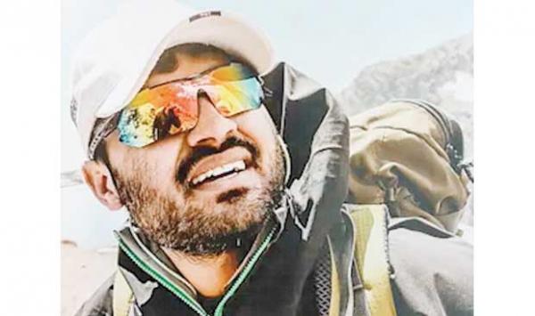 Pakistani Mountaineer Asad Ali Memons Great Achievement