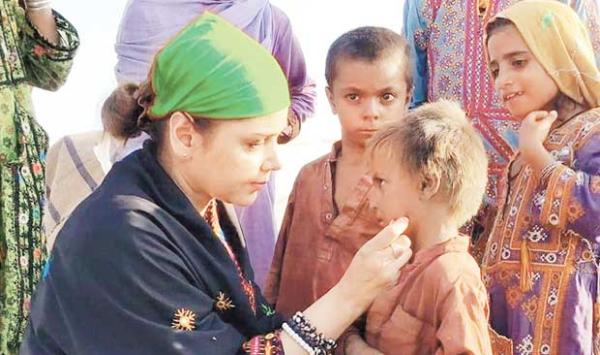 Hadiqa Kayani Constructed 100 Houses For Flood Victims In Balochistan