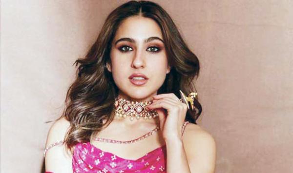 Sara Ali Khan Who Considers Herself Not A Royal Family But A Common Girl From Mumbai